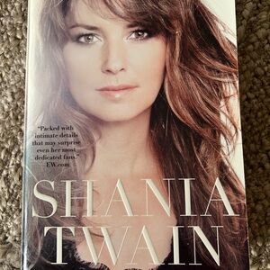 Shania Twain Book